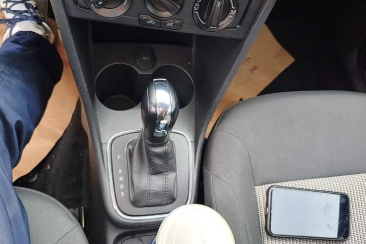 Used Volkswagen Polo 2018 1.5L Automatic Advanced Driving Model Gear Lever