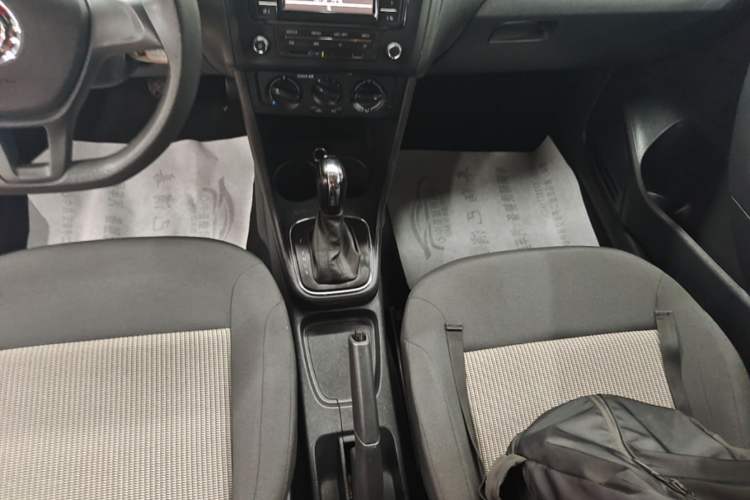 Used Volkswagen Polo 2018 1.5L Automatic Advanced Driving Model Gear Lever