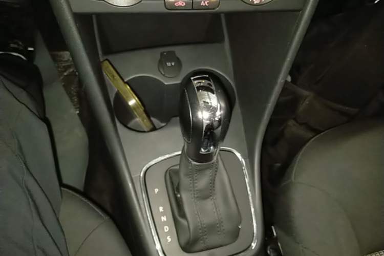 Used Volkswagen Polo 2018 1.5L Automatic Advanced Driving Model Gear Lever