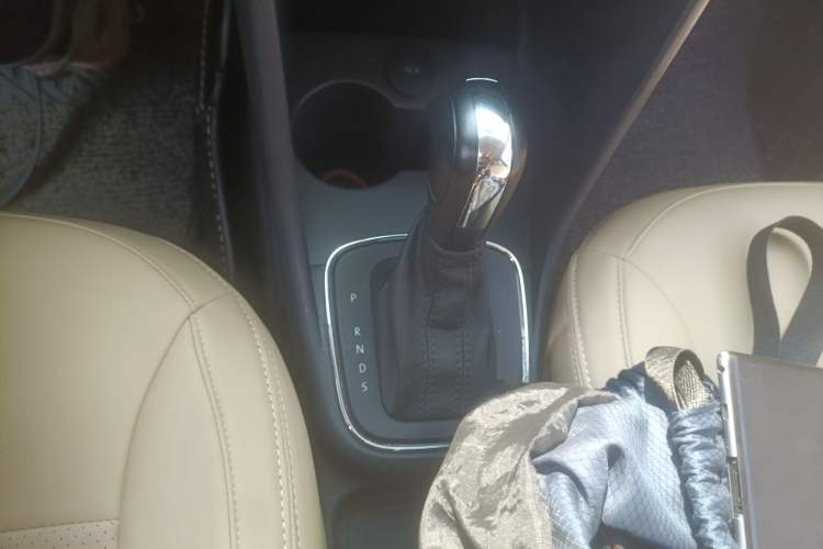 Used Volkswagen Polo 2018 1.5L Automatic Advanced Driving Model Gear Lever