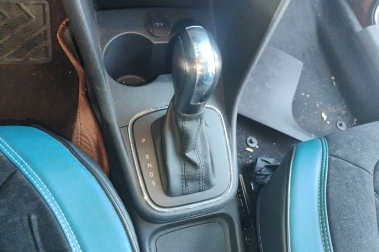 Used Volkswagen Polo 2018 1.5L Automatic Advanced Driving Model Gear Lever