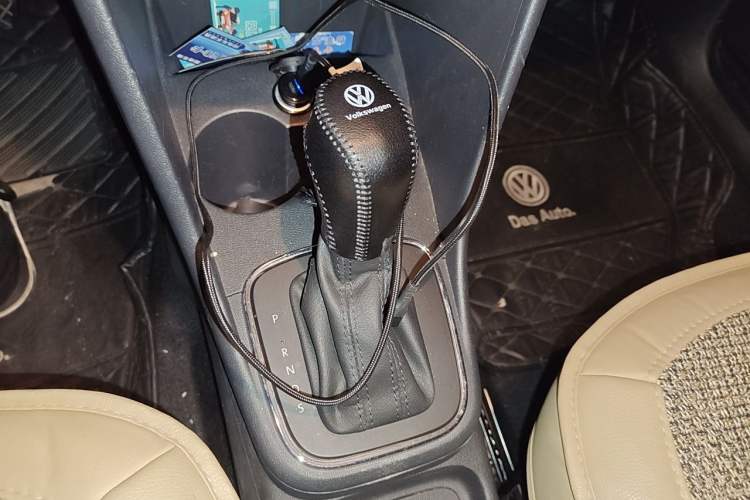 Used Volkswagen Polo 2018 1.5L Automatic Advanced Driving Model Gear Lever