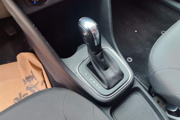 Used Volkswagen Polo 2018 1.5L Automatic Advanced Driving Model Gear Lever