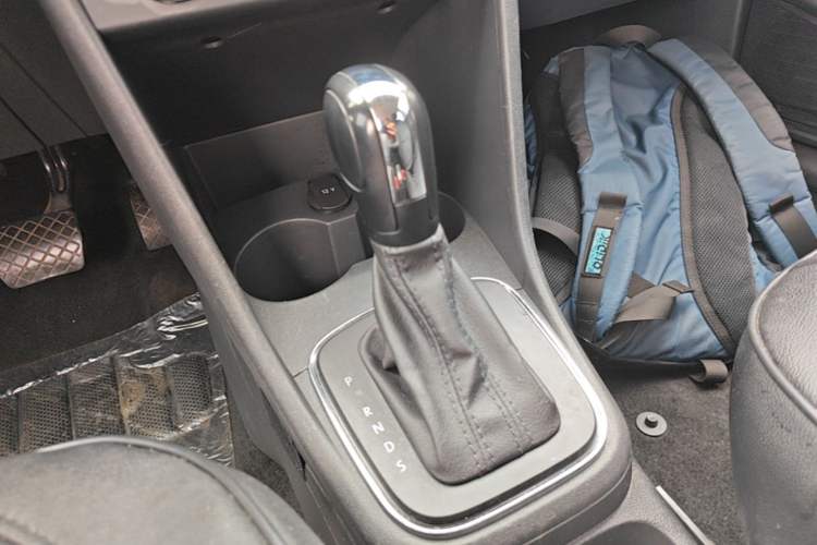 Used Volkswagen Polo 2018 1.5L Automatic Advanced Driving Model Gear Lever