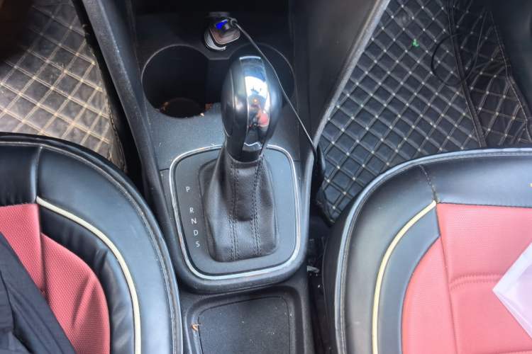 Used Volkswagen Polo 2018 1.5L Automatic Advanced Driving Model Gear Lever