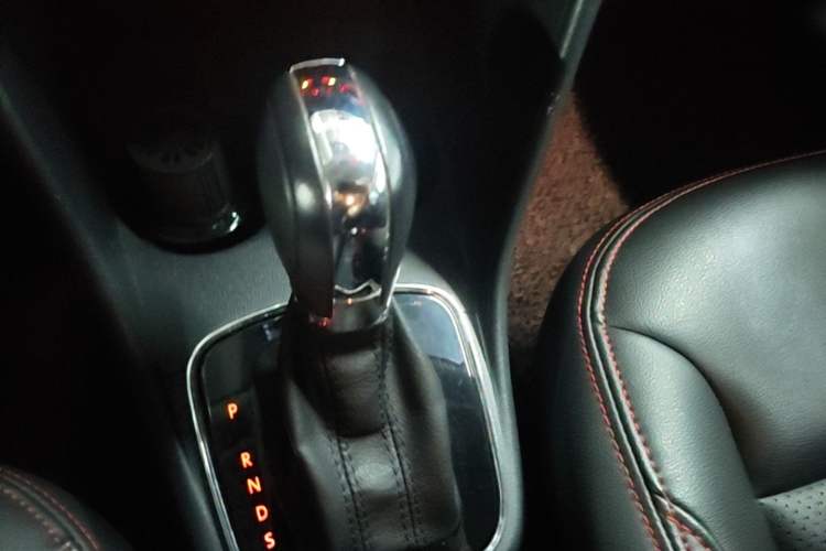 Used Volkswagen Polo 2018 1.5L Automatic Enjoyment Model Gear Lever
