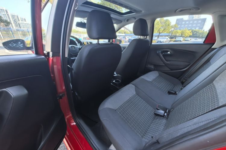 Used Volkswagen Polo 2018 1.5L Automatic Enjoyment Model Interior 2