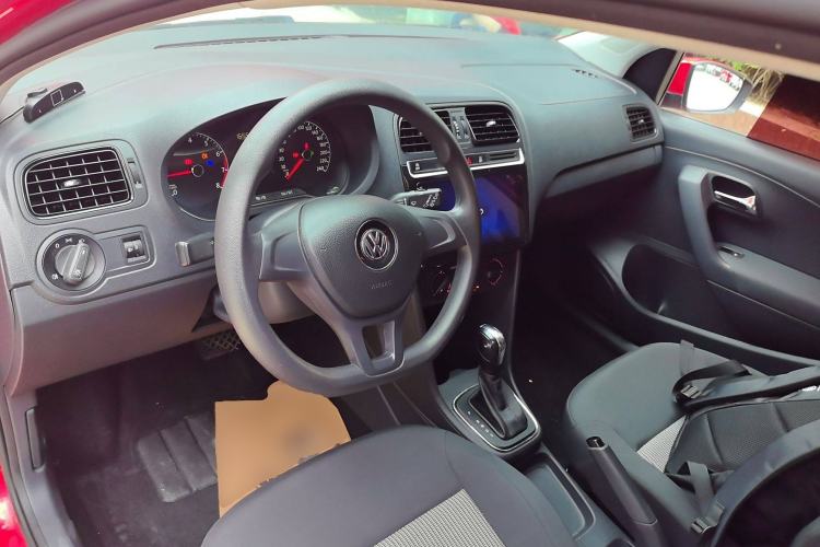 Used Volkswagen Polo 2018 1.5L Automatic Advanced Driving Model Interior 2
