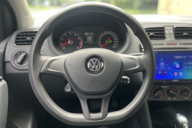 Used Volkswagen Polo 2018 1.5L Automatic Advanced Driving Model Interior 3