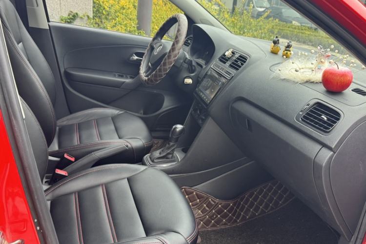 Used Volkswagen Polo 2018 1.5L Automatic Advanced Driving Model Interior 3