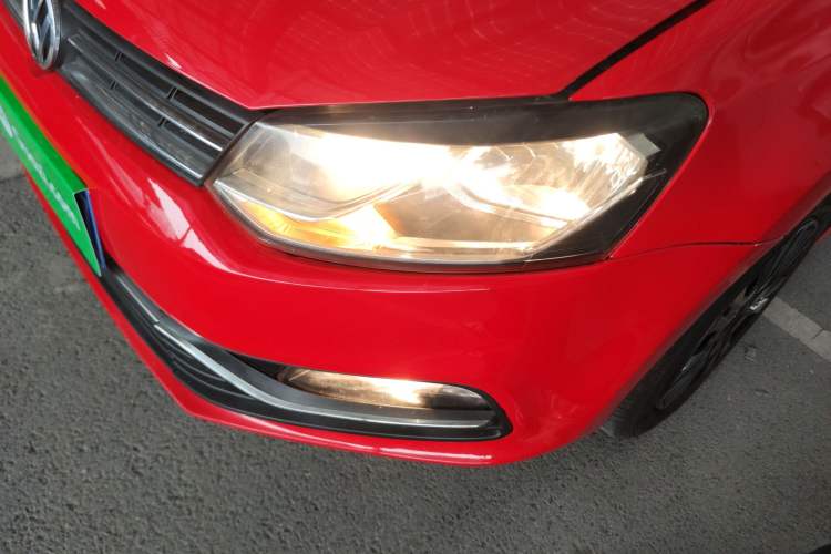 Used Volkswagen Polo 2018 1.5L Automatic Enjoyment Model Left Front Headlight