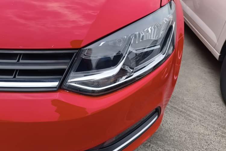 Used Volkswagen Polo 2018 1.5L Automatic Enjoyment Model Left Front Headlight