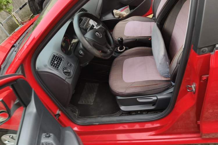 Used Volkswagen Polo 2018 1.5L Manual Drive-Comfort Model Left Front Seat