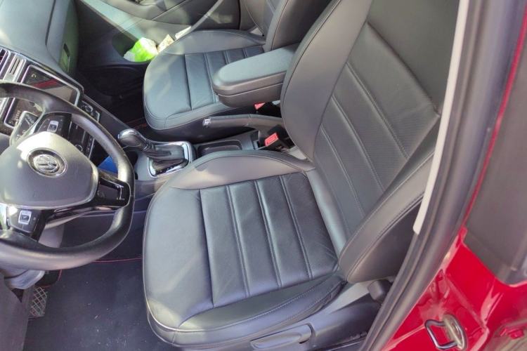 Used Volkswagen Polo 2018 1.5L Automatic Luxury Edition Left Front Seat
