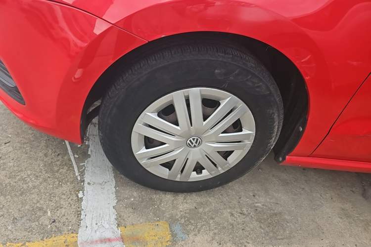 Used Volkswagen Polo 2018 1.5L Manual Drive-Comfort Model Left Front Wheel Hub