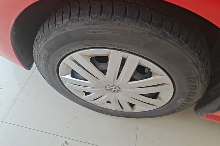Used Volkswagen Polo 2018 1.5L Automatic Advanced Driving Model Left Front Wheel Hub