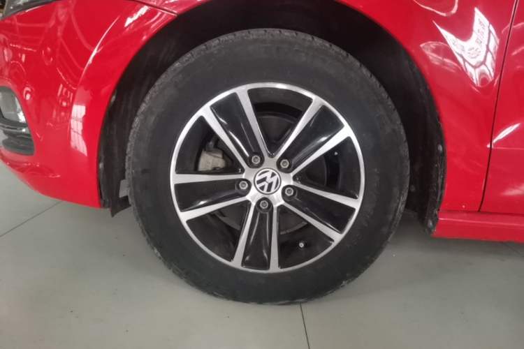 Used Volkswagen Polo 2018 1.5L Automatic Enjoyment Model Left Front Wheel Hub