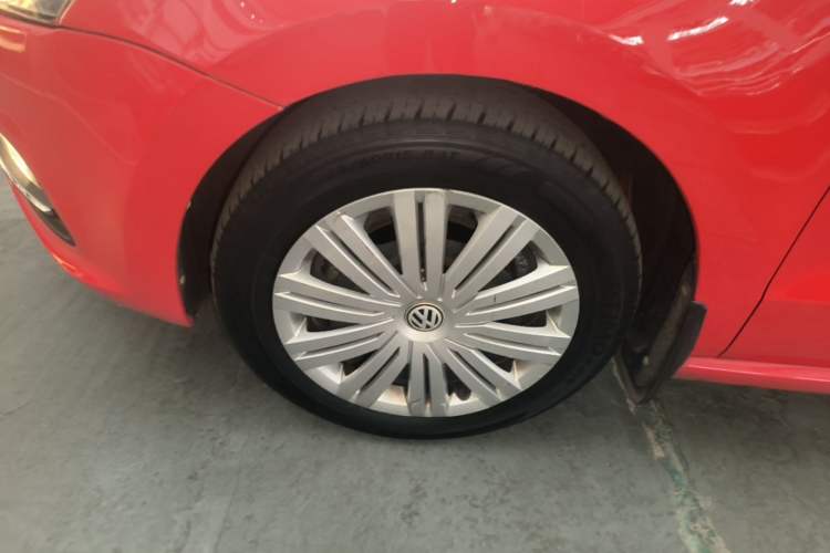 Used Volkswagen Polo 2018 1.5L Automatic Enjoyment Model Left Front Wheel Hub