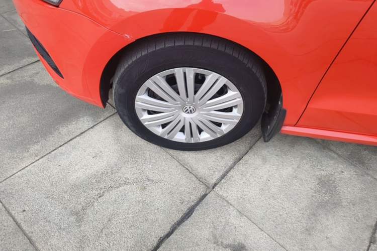 Used Volkswagen Polo 2018 1.5L Automatic Enjoyment Model Left Front Wheel Hub