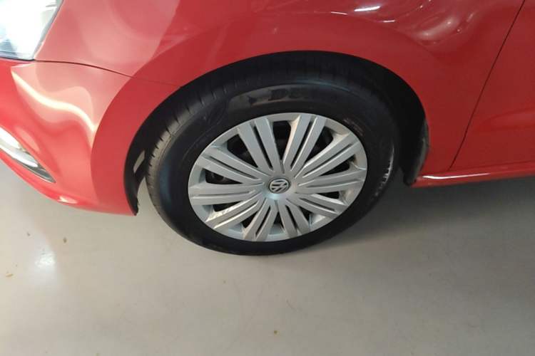 Used Volkswagen Polo 2018 1.5L Automatic Enjoyment Model Left Front Wheel Hub