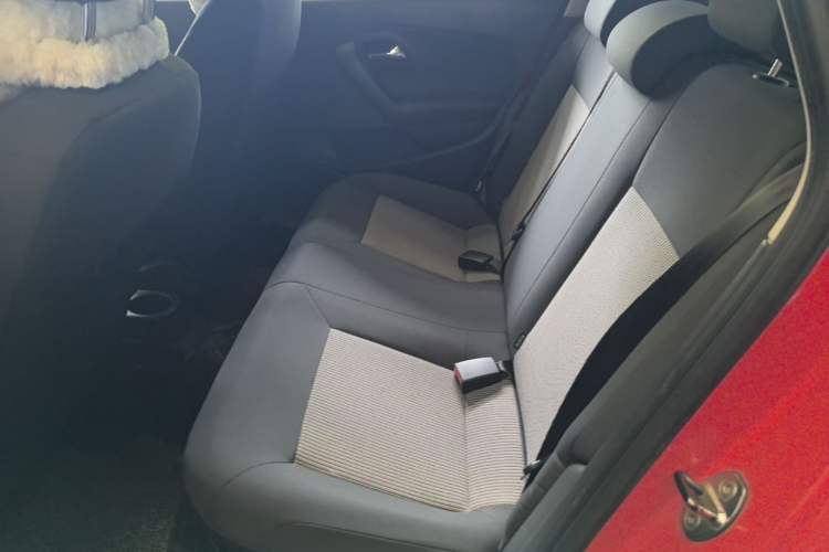 Used Volkswagen Polo 2018 1.5L Manual Drive-Comfort Model Left Rear Seat