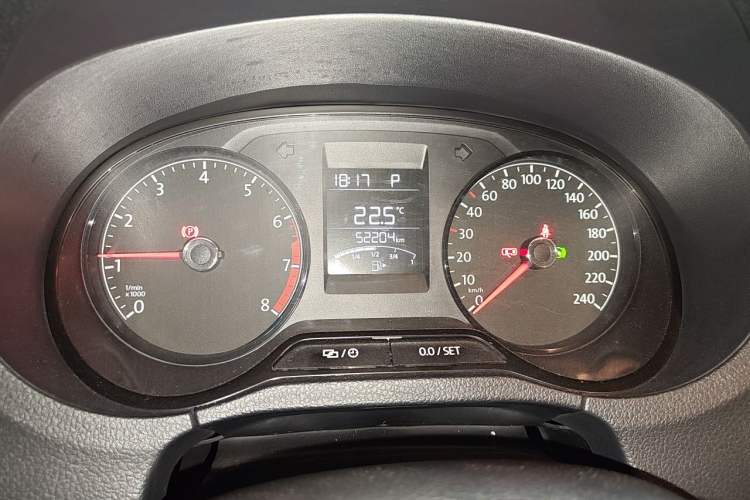 Used Volkswagen Polo 2018 1.5L Automatic Advanced Driving Model Odometer Close Up