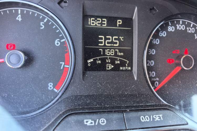 Used Volkswagen Polo 2018 1.5L Automatic Advanced Driving Model Odometer Close Up