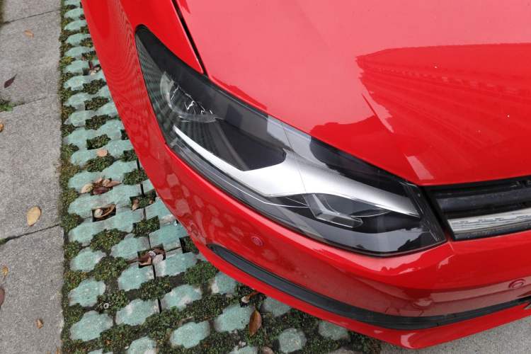 Used Volkswagen Polo 2018 1.5L Automatic Advanced Driving Model Right Front Headlight