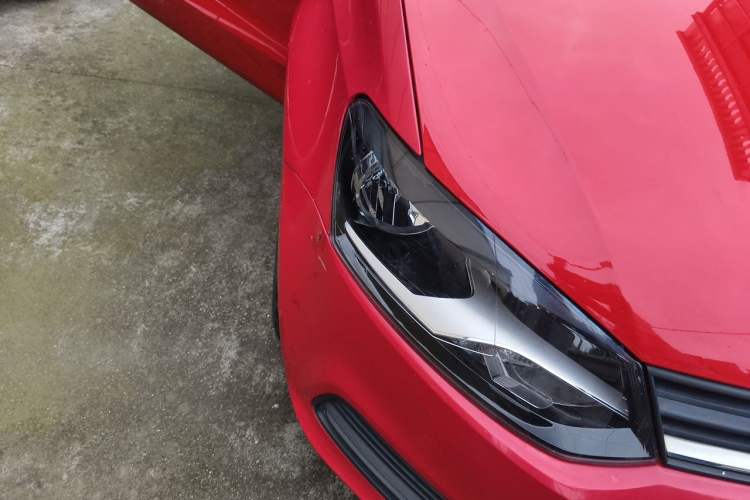 Used Volkswagen Polo 2018 1.5L Manual Drive-Comfort Model Right Front Headlight