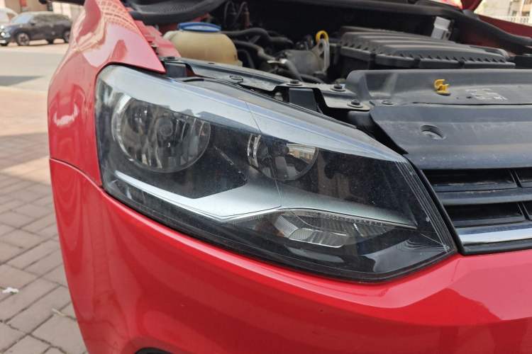 Used Volkswagen Polo 2018 1.5L Automatic Advanced Driving Model Right Front Headlight
