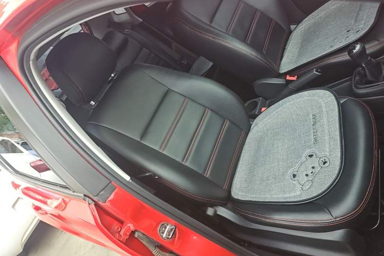 Used Volkswagen Polo 2018 1.5L Manual Drive-Comfort Model Right Front Seat