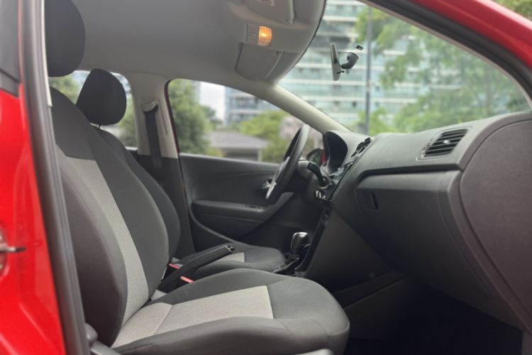 Used Volkswagen Polo 2018 1.5L Automatic Advanced Driving Model Right Front Seat