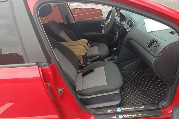 Used Volkswagen Polo 2018 1.5L Automatic Advanced Driving Model Right Front Seat