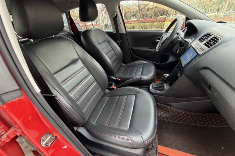 Used Volkswagen Polo 2018 1.5L Automatic Advanced Driving Model Right Front Seat