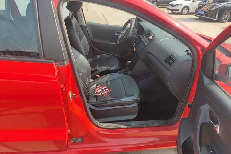 Used Volkswagen Polo 2018 1.5L Automatic Advanced Driving Model Right Front Seat
