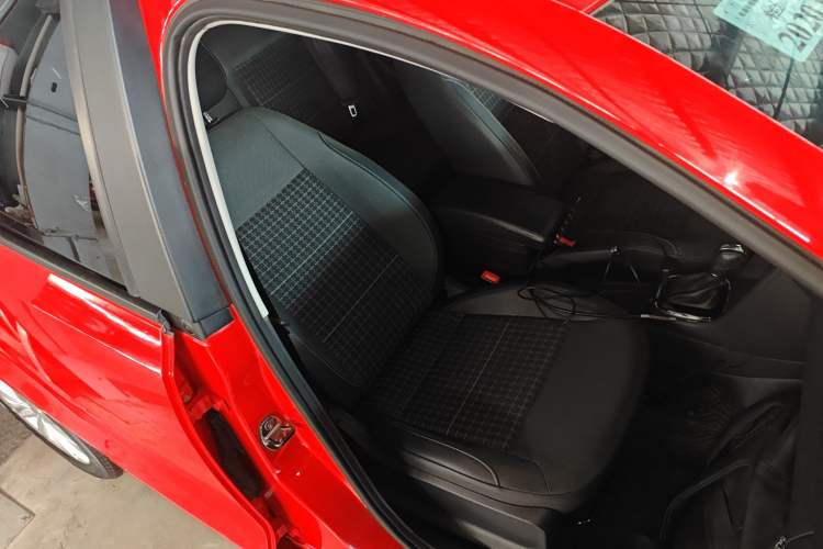 Used Volkswagen Polo 2018 1.5L Automatic Enjoyment Model Right Front Seat