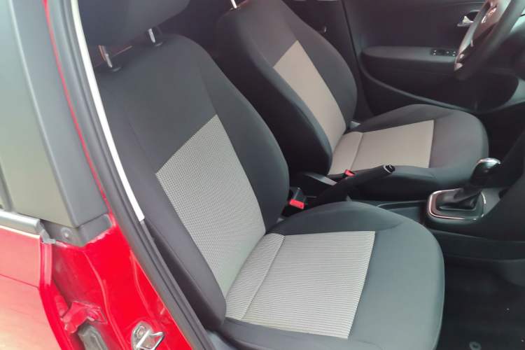 Used Volkswagen Polo 2018 1.5L Automatic Advanced Driving Model Right Front Seat