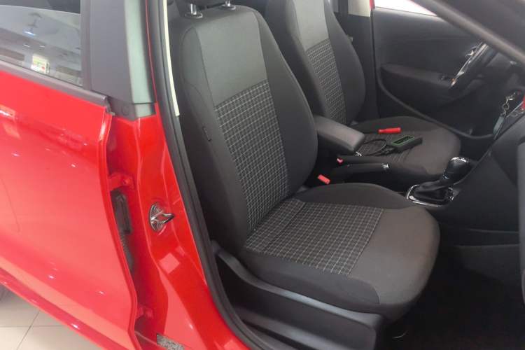 Used Volkswagen Polo 2018 1.5L Automatic Enjoyment Model Right Front Seat