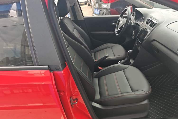 Used Volkswagen Polo 2018 1.5L Automatic Enjoyment Model Right Front Seat