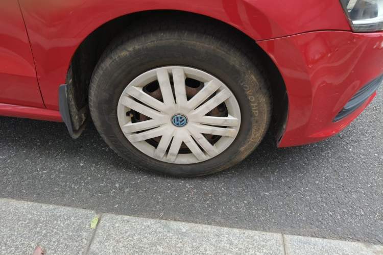 Used Volkswagen Polo 2018 1.5L Automatic Advanced Driving Model Right Front Wheel Hub