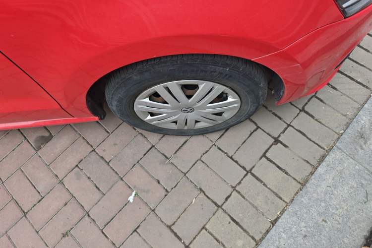 Used Volkswagen Polo 2018 1.5L Automatic Advanced Driving Model Right Front Wheel Hub