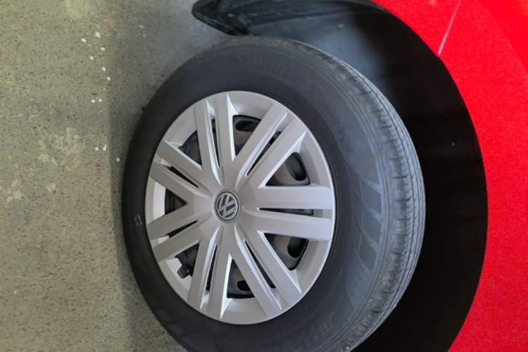 Used Volkswagen Polo 2018 1.5L Manual Drive-Comfort Model Right Rear Wheel Hub