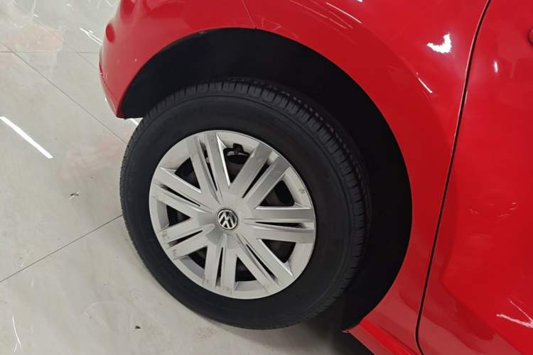 Used Volkswagen Polo 2018 1.5L Automatic Advanced Driving Model Right Rear Wheel Hub