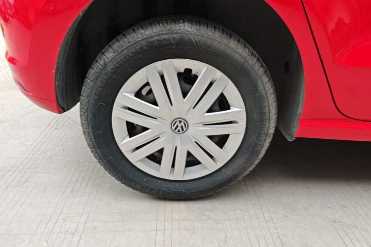 Used Volkswagen Polo 2018 1.5L Automatic Advanced Driving Model Right Rear Wheel Hub