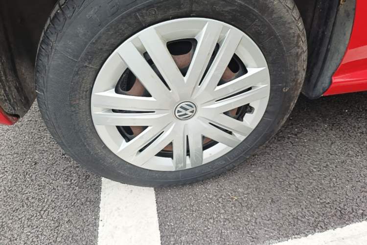 Used Volkswagen Polo 2018 1.5L Automatic Advanced Driving Model Right Rear Wheel Hub