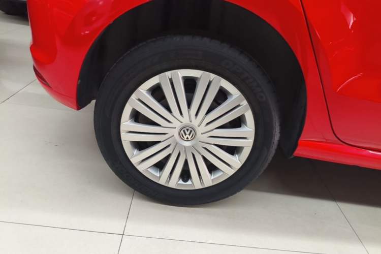 Used Volkswagen Polo 2018 1.5L Automatic Enjoyment Model Right Rear Wheel Hub