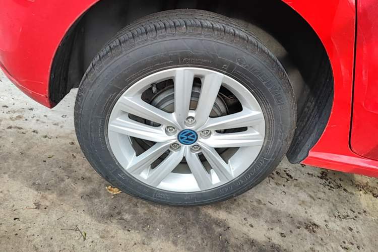 Used Volkswagen Polo 2018 1.5L Automatic Enjoyment Model Right Rear Wheel Hub