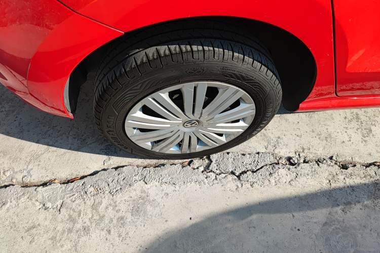 Used Volkswagen Polo 2018 1.5L Automatic Enjoyment Model Right Rear Wheel Hub