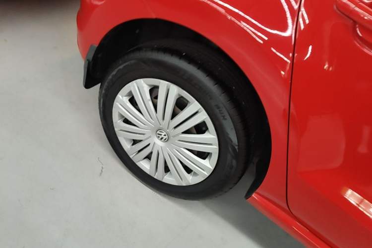 Used Volkswagen Polo 2018 1.5L Automatic Enjoyment Model Right Rear Wheel Hub