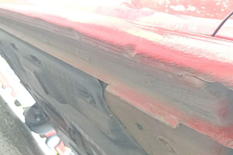 Used Volkswagen Polo 2018 1.5L Manual Drive-Comfort Model Right Side Sill